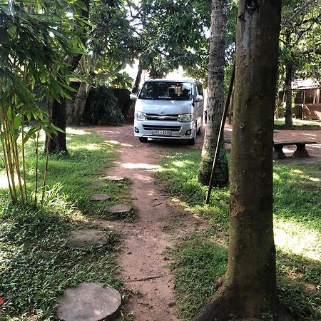 Sylvester Villa Hostel Negombo Exterior photo